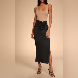 Lulu's Casual Classic Black Cinched Drawstring Maxi Skirt Size Large NEW